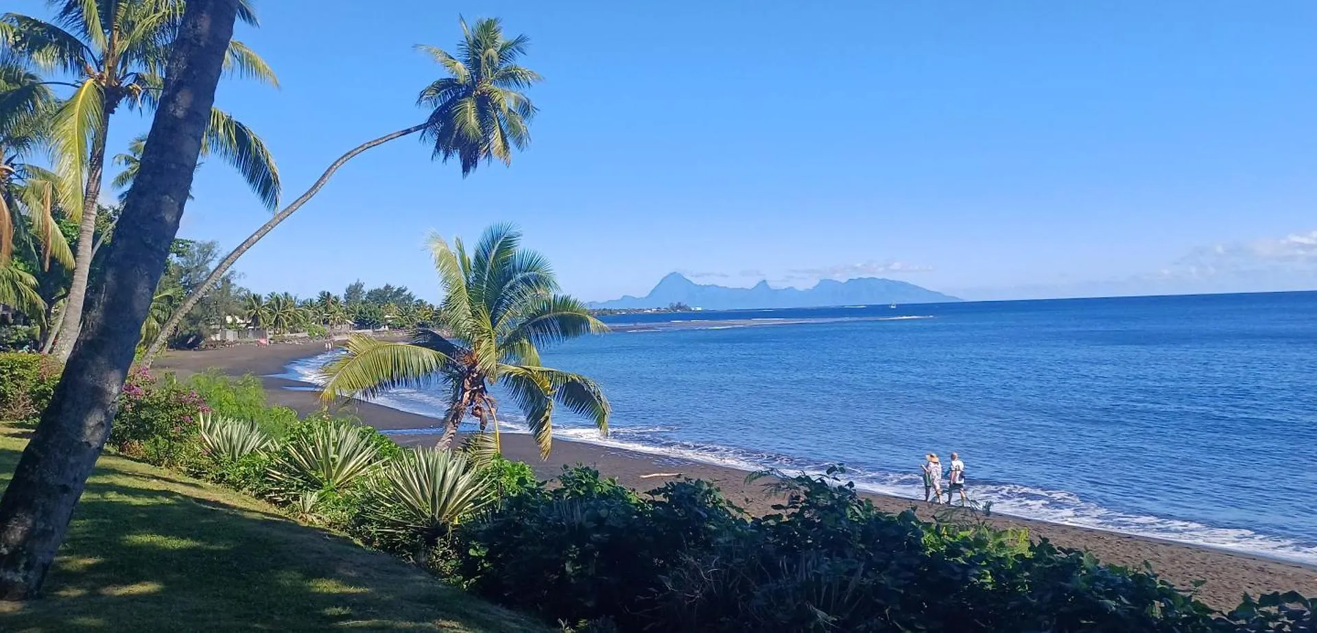 Matavai View - Premium Oceanfront Suite Arue  Arue (Tahiti)