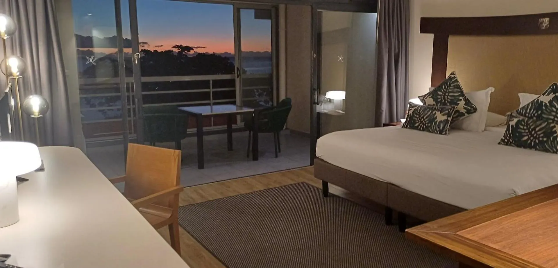 Matavai View - Premium Oceanfront Suite Arue  Francouzská Polynésie